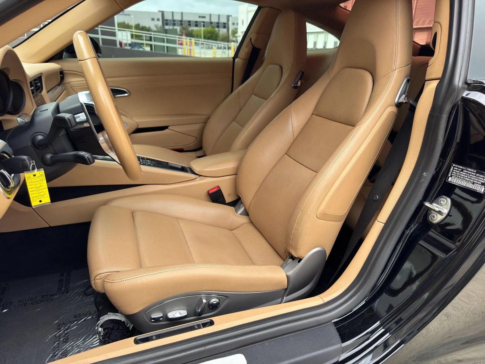 Used 2017 Porsche 911 Carrera RWD image 9