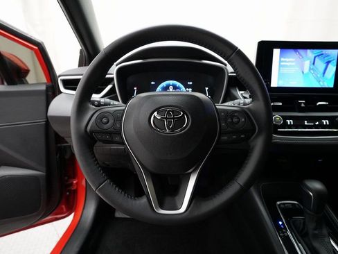 Used 2024 Toyota Corolla XSE FWD image 4