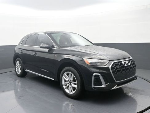 Used 2023 Audi Q5 2.0T Premium AWD/4WD image 3