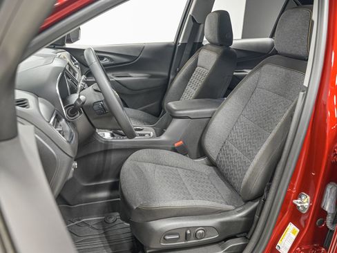 Used 2023 Chevrolet Equinox LT AWD/4WD image 16