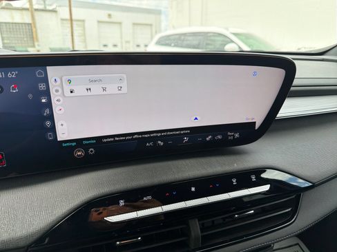 Used 2025 Buick Enclave Preferred FWD image 20