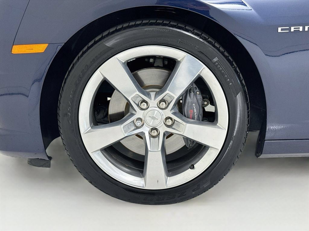 Used 2010 Chevrolet Camaro SS RWD image 30