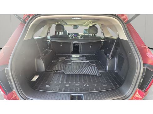 Used 2023 Kia Sorento SX AWD/4WD image 12