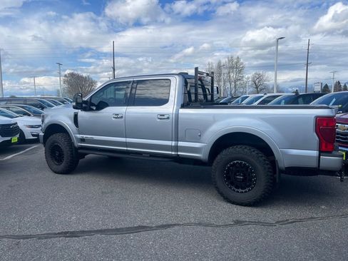 Used 2022 Ford F350 Lariat w/ Tremor Off-Road Package AWD/4WD image 2