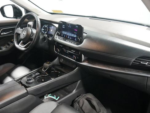 Used 2021 Nissan Rogue SL w/ Premium Package image 14