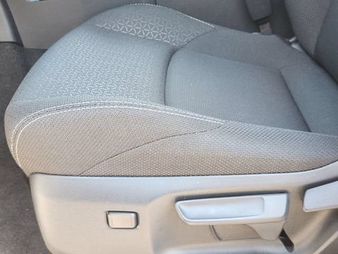 Certified 2025 Toyota 4Runner SR5 AWD/4WD image 22