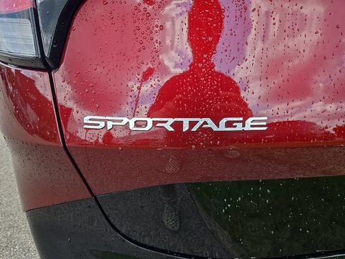 Certified 2024 Kia Sportage SX FWD image 6