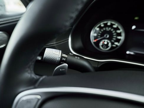 Used 2024 Genesis GV80 2.5T image 37