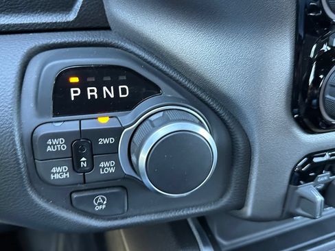 Certified 2025 RAM 1500 Big Horn AWD/4WD image 25