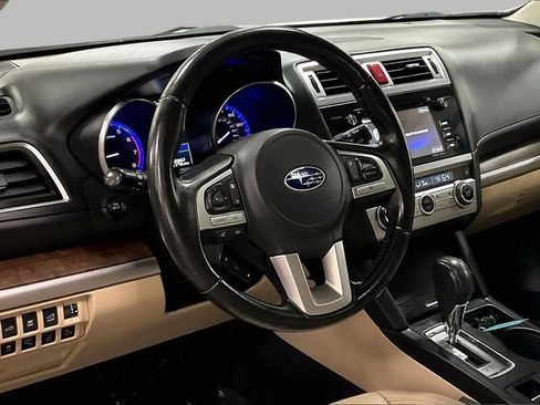 Used 2015 Subaru Outback 2.5i Limited AWD/4WD image 18