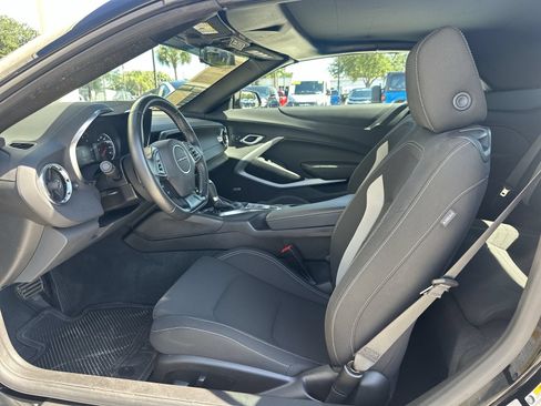 Used 2023 Chevrolet Camaro LT w/ Technology Package RWD image 16