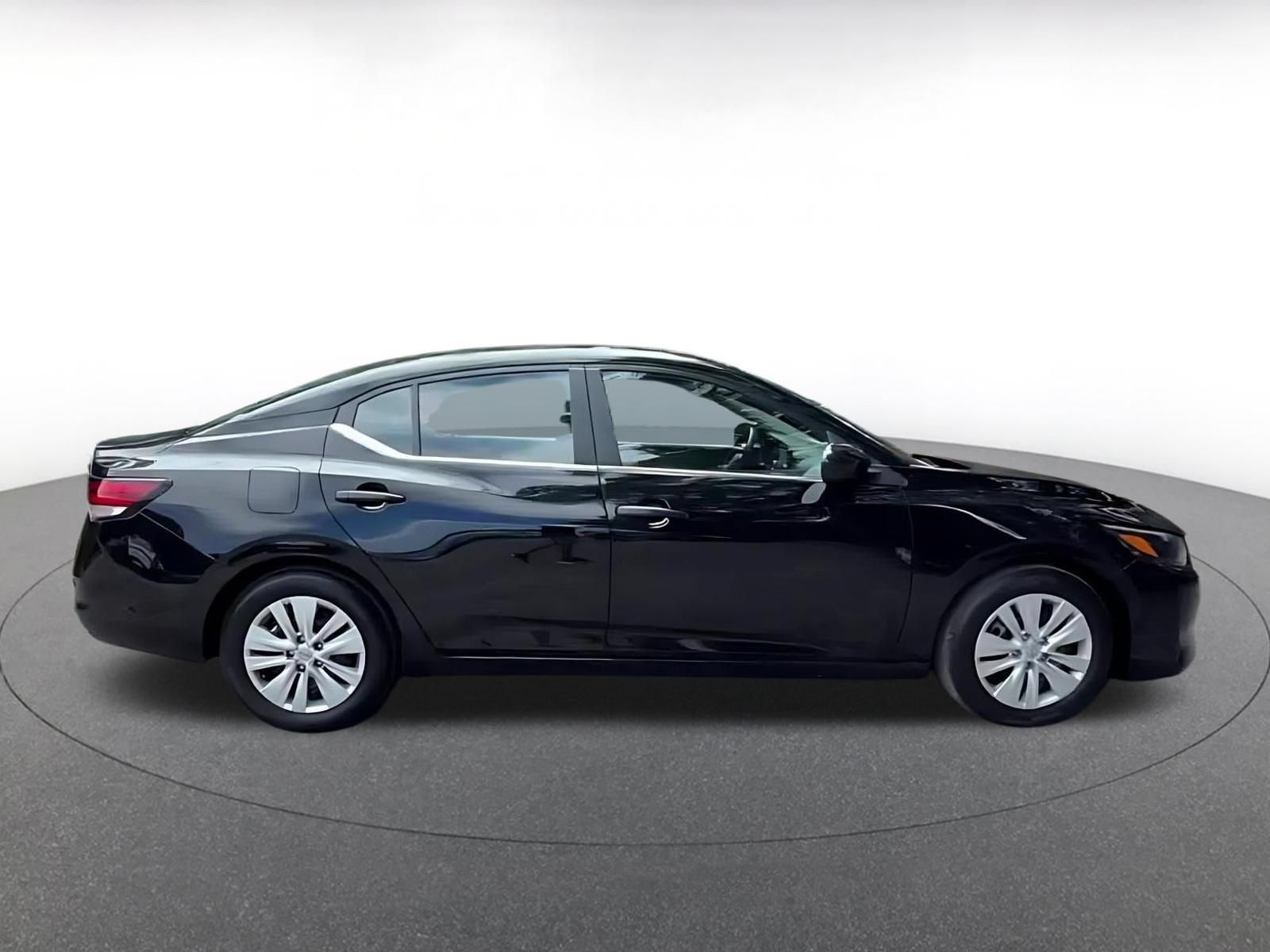 Used 2025 Nissan Sentra S FWD image 15