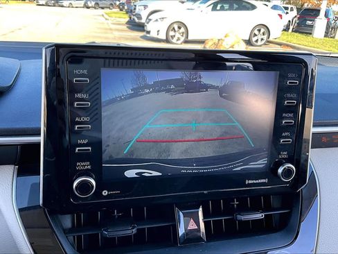 Used 2021 Toyota Corolla LE image 25