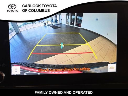 Used 2025 Toyota 4Runner SR5 AWD/4WD image 27