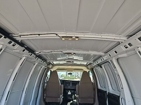 New 2025 GMC Savana 3500 w/ Driver Convenience Package image 10