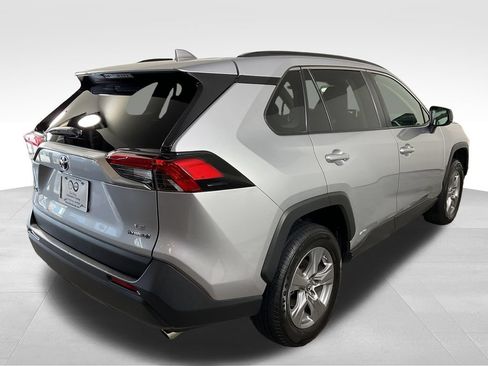 Used 2023 Toyota RAV4 LE AWD/4WD image 9