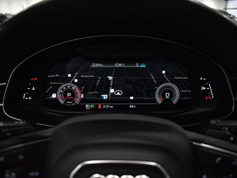 Used 2022 Audi Q7 Premium Plus w/ Premium Plus Package image 18