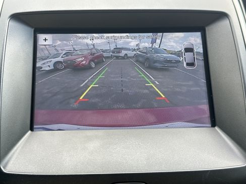 Used 2017 Ford Edge SEL w/ Equipment Group 201A FWD image 21