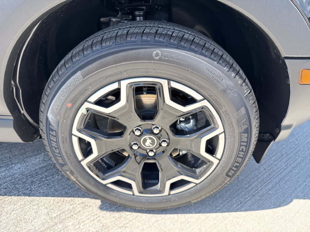 New 2026 Ford Bronco Sport Outer Banks w/ Outer Banks Tech Package+ AWD/4WD image 11