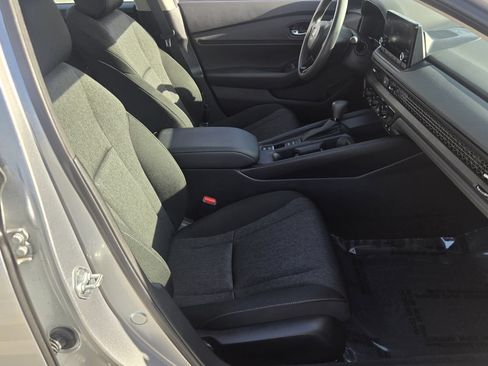 Used 2024 Honda Accord EX image 16