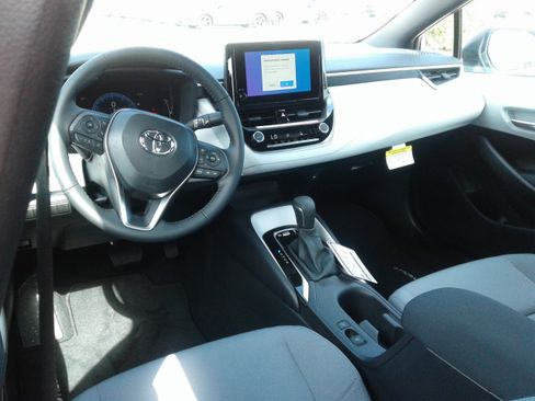 New 2026 Toyota Corolla SE FWD image 4