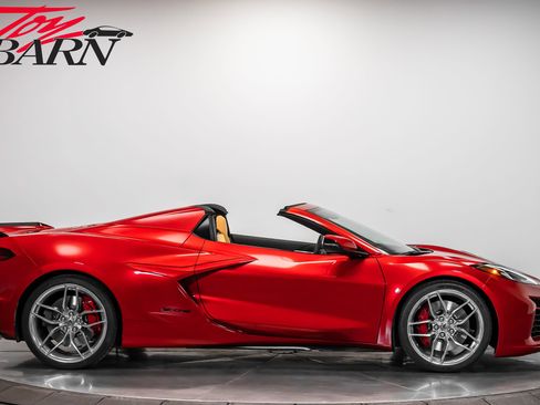 Used 2025 Chevrolet Corvette Z06 image 6