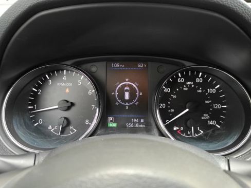 Used 2020 Nissan Rogue SL FWD image 42