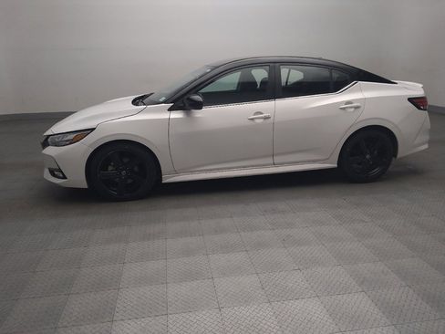 Used 2021 Nissan Sentra SR FWD image 2