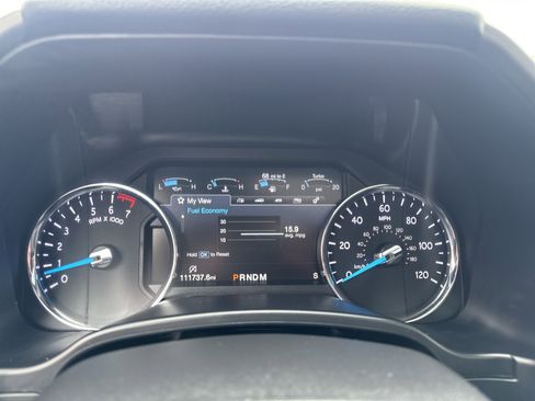 Used 2018 Ford Expedition XLT w/ Equipment Group 202A AWD/4WD image 23