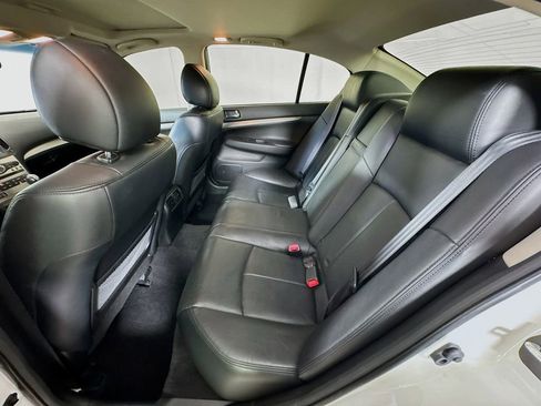 Used 2013 INFINITI G37 Journey w/ Premium Pkg RWD image 31