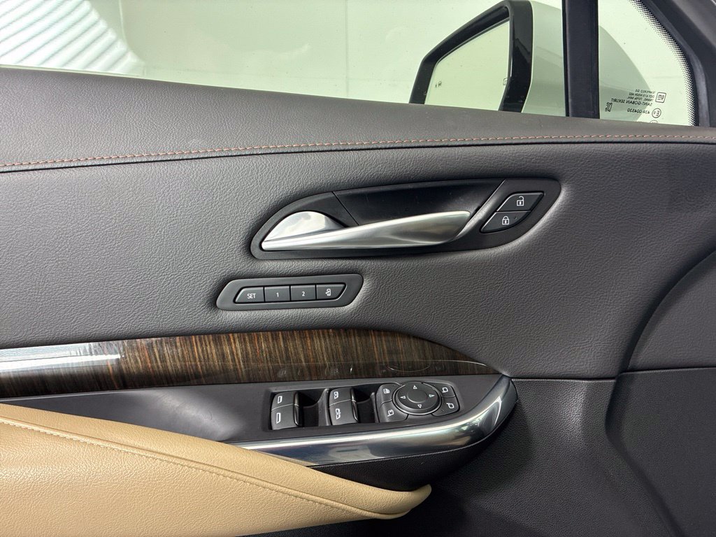 Used 2024 Cadillac XT4 Premium Luxury FWD image 24