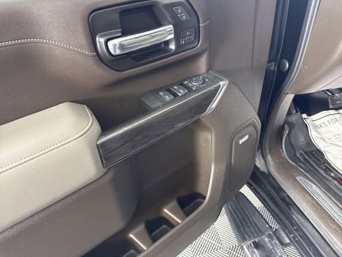 Used 2020 Chevrolet Silverado 2500 LTZ w/ LTZ Plus Package image 20