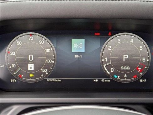 New 2025 Land Rover Defender 110 S image 11