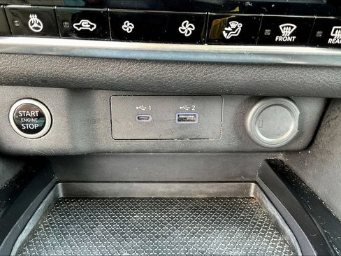 Used 2023 Nissan Rogue SL AWD/4WD image 15