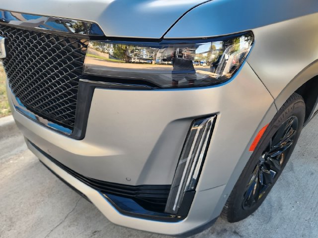 Used 2023 Cadillac Escalade Sport w/ Touring Package AWD/4WD image 8