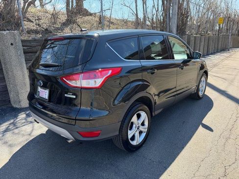 Used 2015 Ford Escape SE image 9