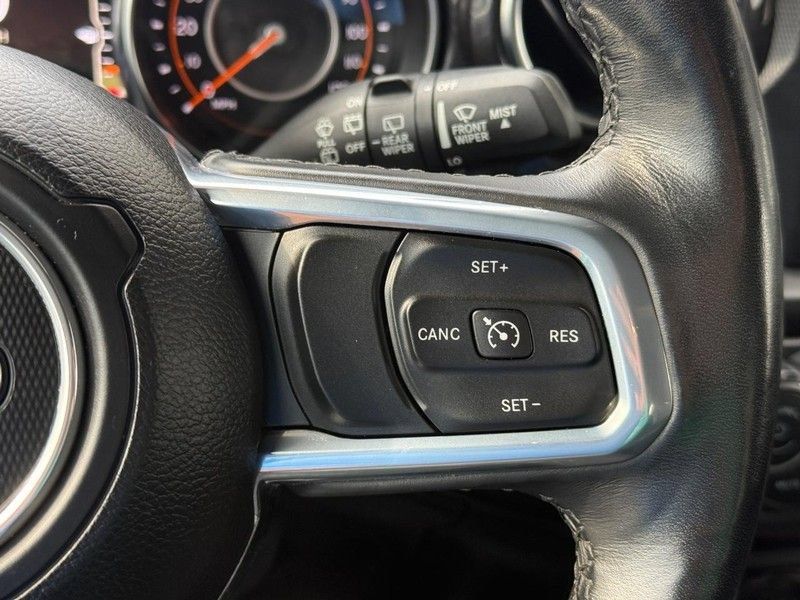 Used 2021 Jeep Wrangler Unlimited Sahara AWD/4WD image 21