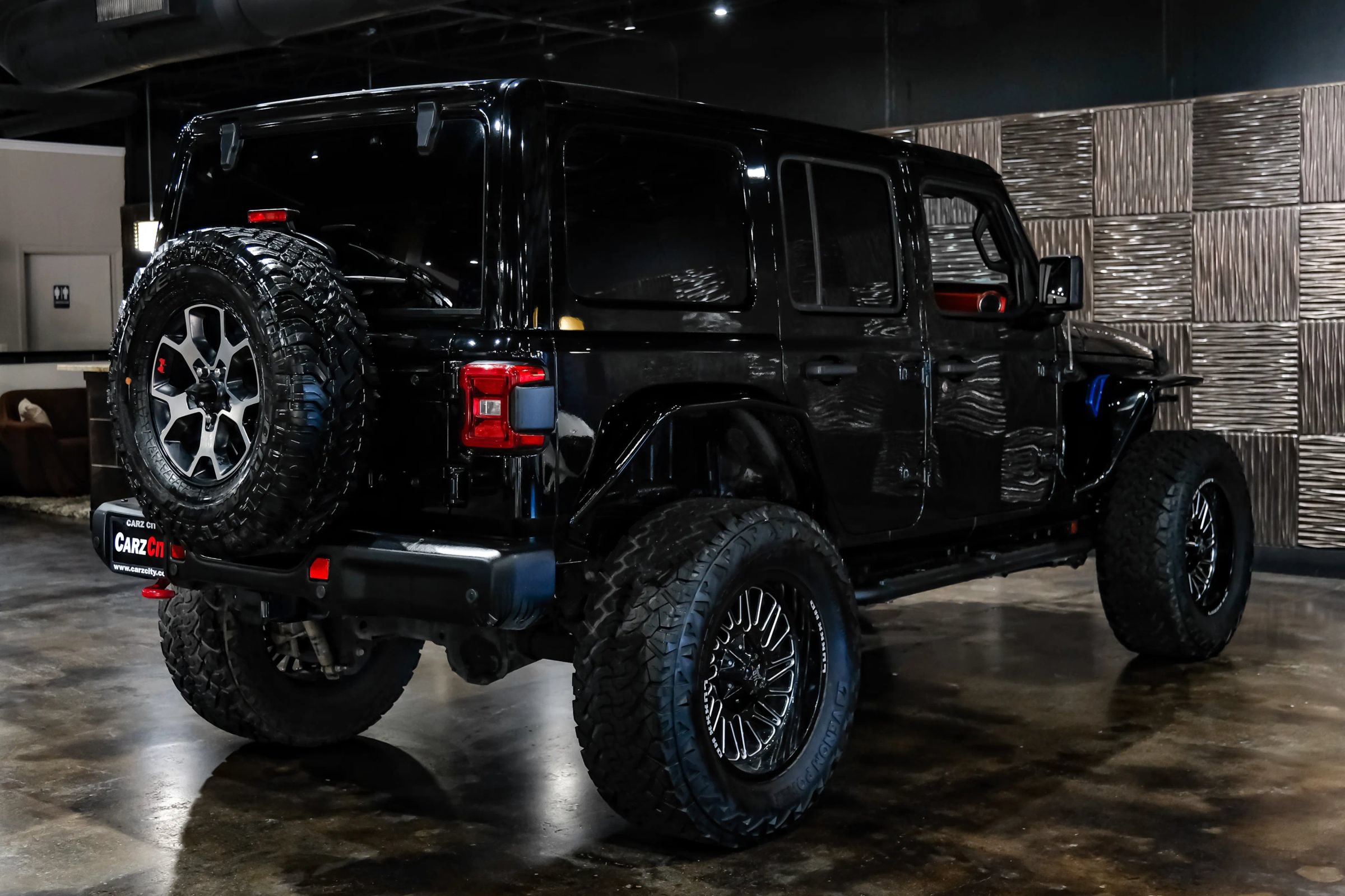 Used 2019 Jeep Wrangler Unlimited Rubicon AWD/4WD image 7