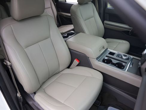 Used 2021 Ford Expedition XLT RWD image 33