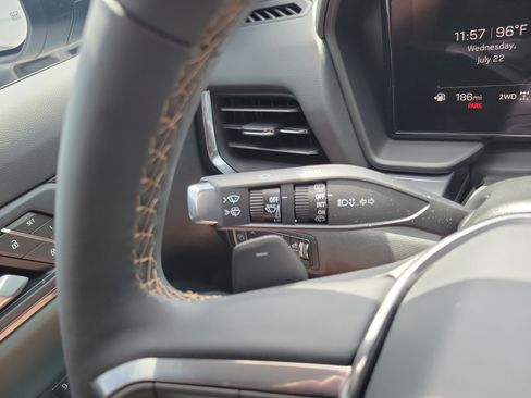 Used 2026 GMC Terrain AT4 w/ Convenience Package III AWD/4WD image 26