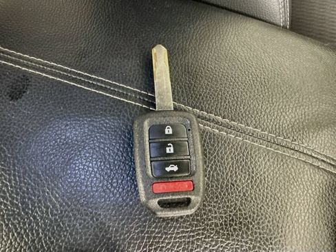 Used 2017 Honda Accord Sport image 35