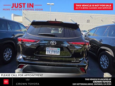 Used 2026 Toyota Highlander XLE AWD/4WD image 4