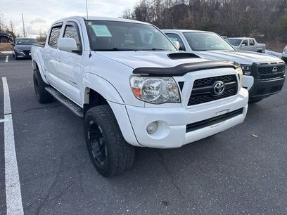 Used 2011 Toyota Tacoma 4x4 Double Cab w/ TRD Sport Pkg