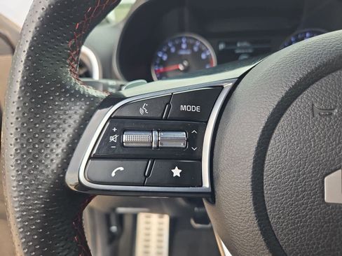 Used 2023 Kia Forte GT image 21