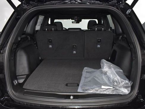 New 2026 Jeep Grand Cherokee Limited w/ Limited Altitude Package image 35