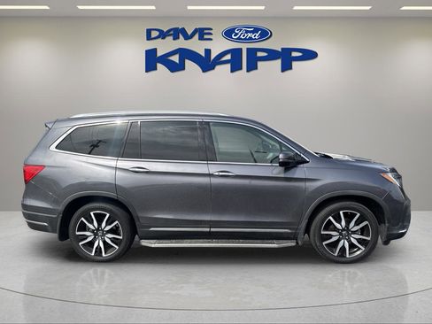 Used 2022 Honda Pilot Touring image 8