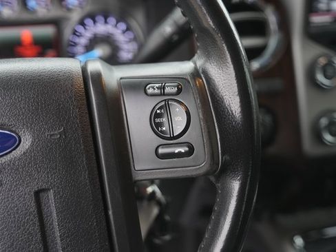 Used 2013 Ford F250 Lariat w/ Lariat Interior Pkg image 23