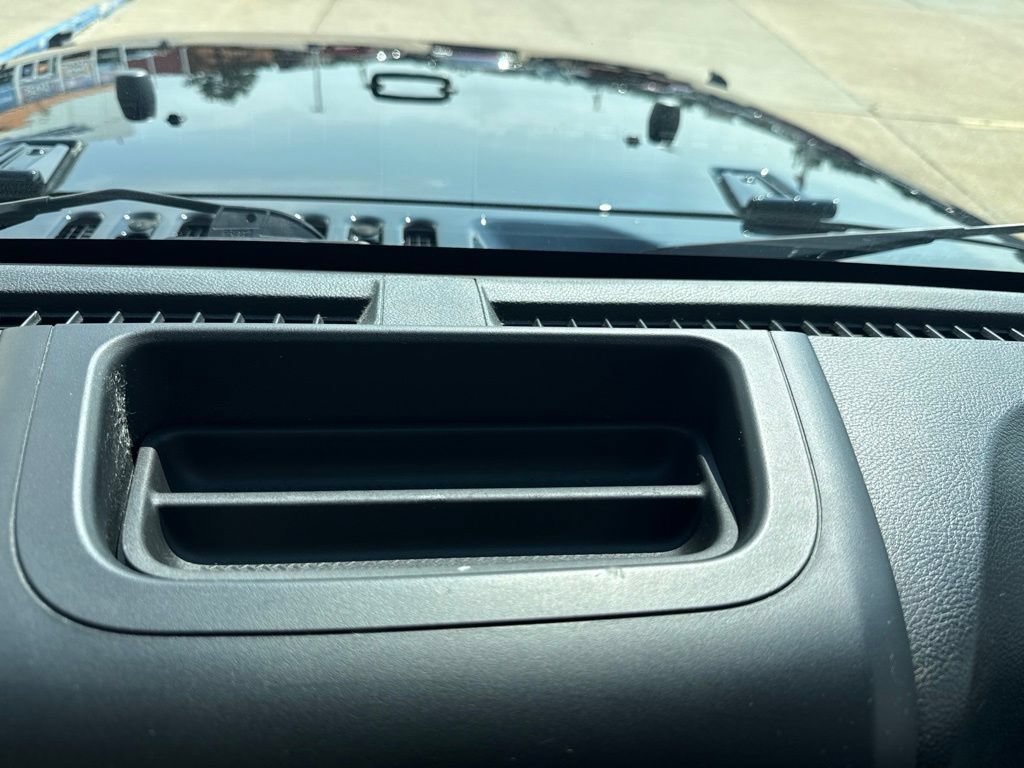 Used 2018 Jeep Wrangler Sport AWD/4WD image 13