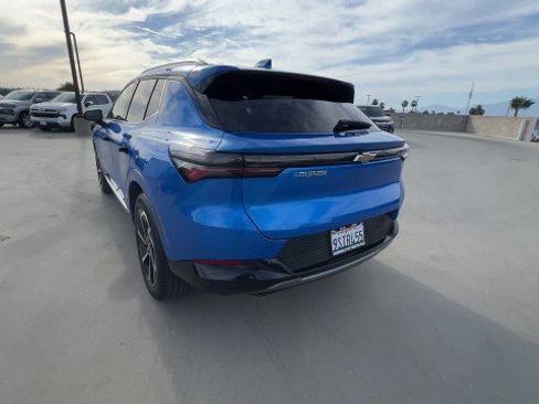 Used 2025 Chevrolet Equinox EV LT w/ Convenience Package image 7