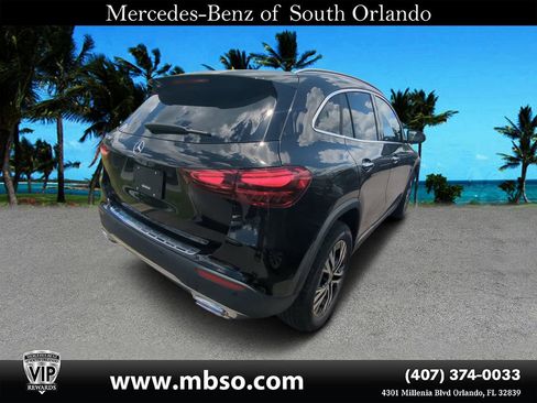 New 2025 Mercedes-Benz GLA 250 image 16